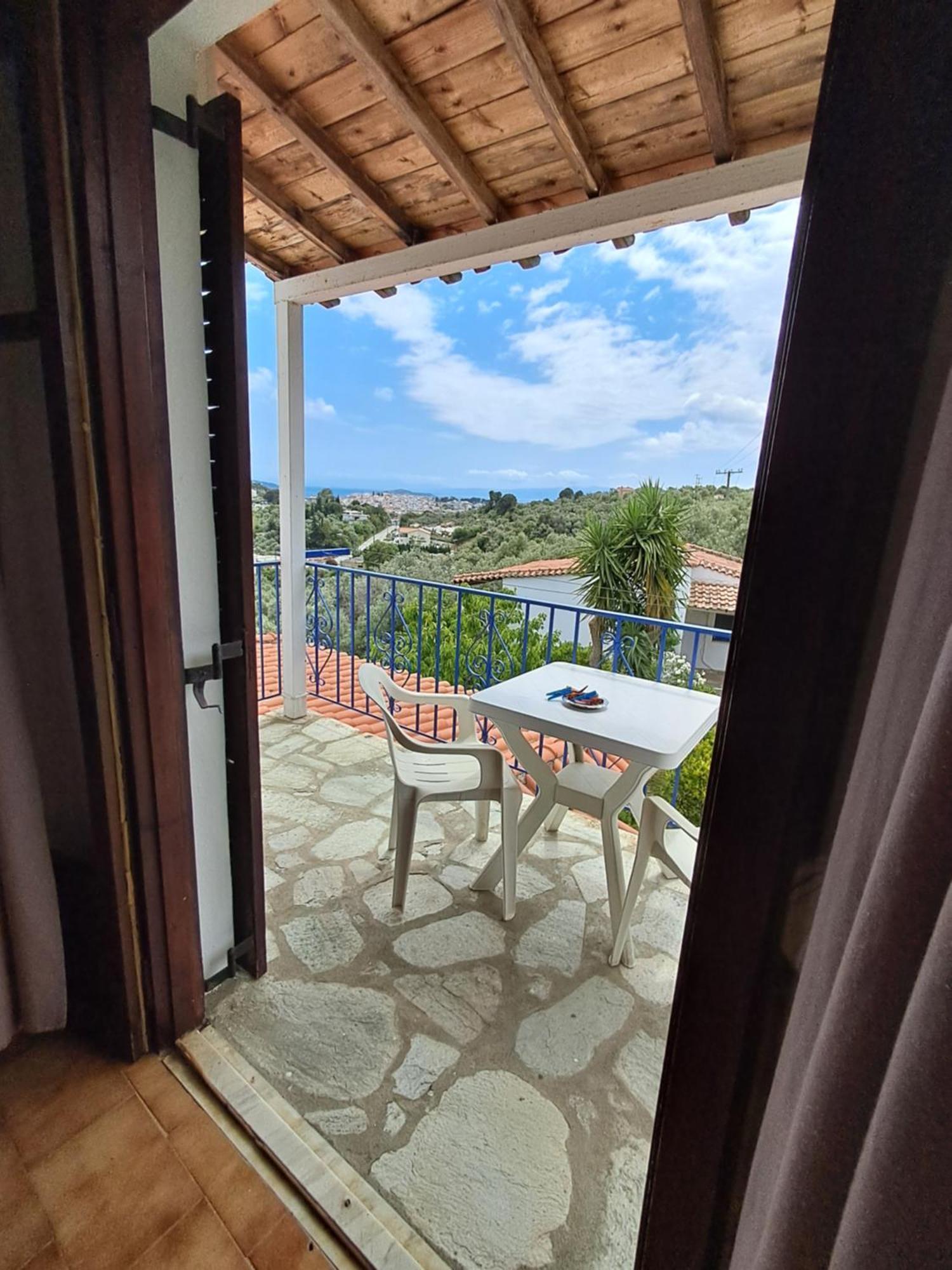 Camelia Studios Skiathos-stad Buitenkant foto