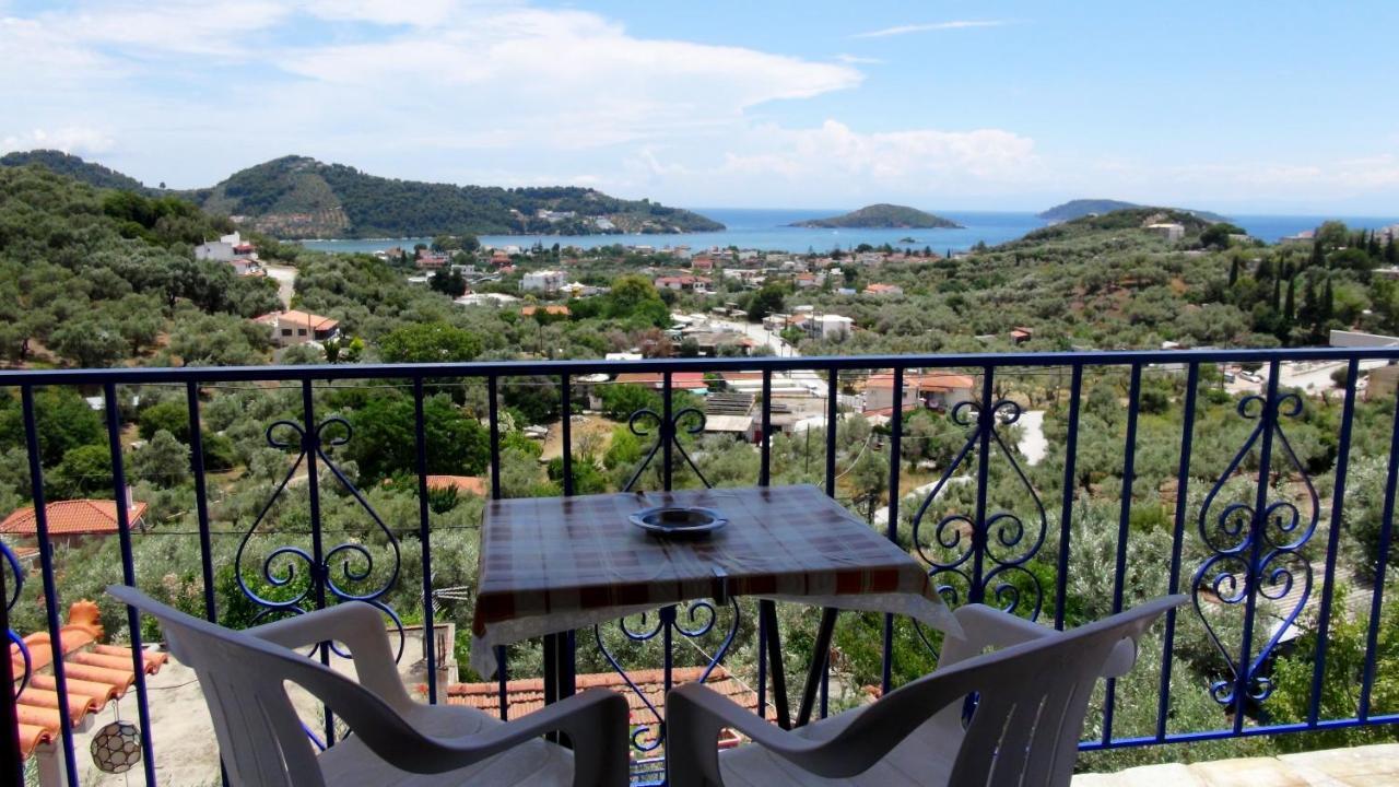 Camelia Studios Skiathos-stad Buitenkant foto